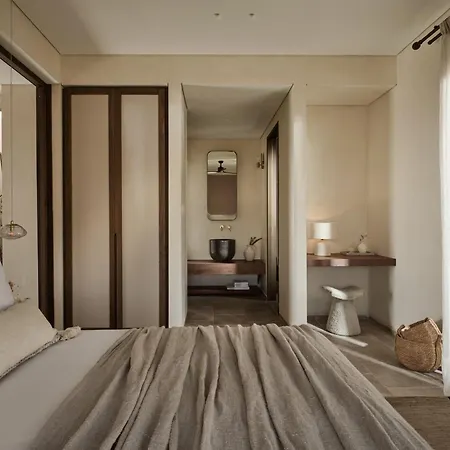 Pierros Hotell 5*